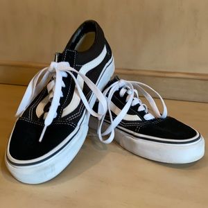 Vans Old Skool  Size 7 Women’s